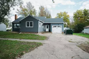 313 E Willis St, Elmore, MN 56027 - Photo 42