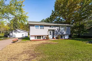 1919 W Arrowhead Rd, Duluth, MN 55811 - Photo 1