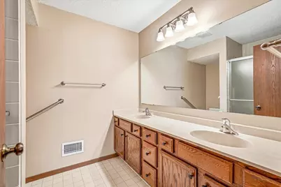 10938 Quebec Avenue S, Bloomington, MN 55438 - Photo 10