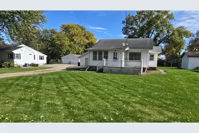 109 Hague Avenue N, Hollandale, MN 56045 - Photo 2