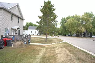 1202 Elm St, Alexandria, MN 56308 - Photo 12