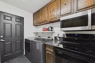 2220 Mayfair Rd, Golden Valley, MN 55427 - Photo 12
