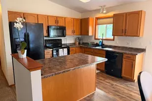 3838 Strathmore Ln SE, Rochester, MN 55904 - Photo 2