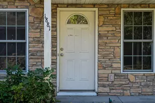 1881 Garden Way, Saint Paul, MN 55119 - Photo 4