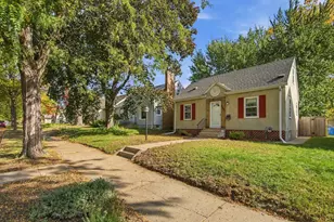 5549 37th Ave S, Minneapolis, MN 55417 - Photo 2