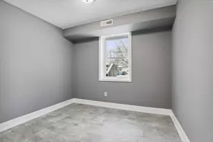 439 Arlington Ave E, Saint Paul, MN 55130 - Photo 12