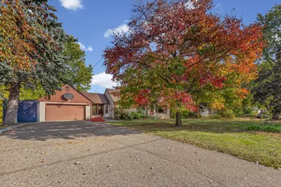 609 Silver Lake Road NW, New Brighton, MN 55112 - Photo 4