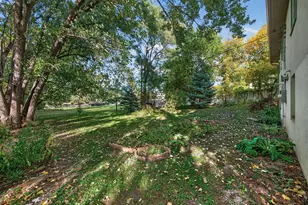 2695 Maryland Ave E, Maplewood, MN 55119 - Photo 26