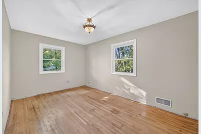 2695 Maryland Avenue E, Maplewood, MN 55119 - Photo 14