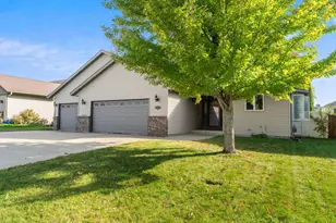113 Quinion Dr, Mankato, MN 56001 - Photo 4
