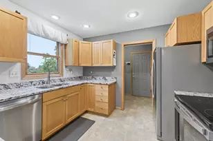 1739 97th Ave, Hammond, WI 54015 - Photo 8