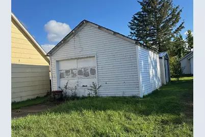 813 4th Street SE, Bemidji, MN 56601 - Photo 4