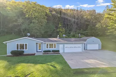 25434 County Road 9, Winona, MN 55987 - Photo 1