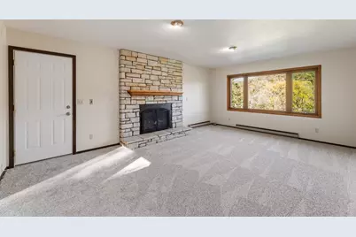 25434 County Road 9, Winona, MN 55987 - Photo 10