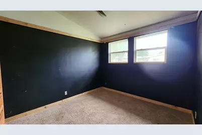 115 Village Avenue, Cannon Falls, MN 55009 - Photo 10