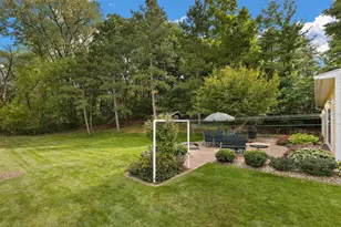 1575 Woodland Dr, Red Wing, MN 55066 - Photo 8