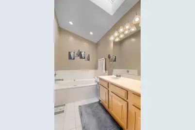 10695 53rd Avenue N, Plymouth, MN 55442 - Photo 18