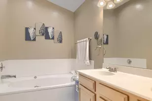 10695 53rd Ave N, Plymouth, MN 55442 - Photo 18