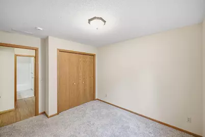 585 Zumbrota Avenue, Zumbrota, MN 55992 - Photo 12
