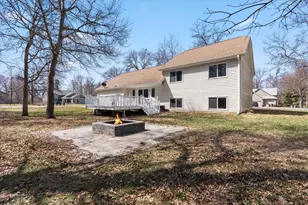 13910 Cherrywood Dr, Baxter, MN 56425 - Photo 2