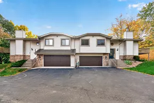 4303 Clemson Cir, Eagan, MN 55122 - Photo 30