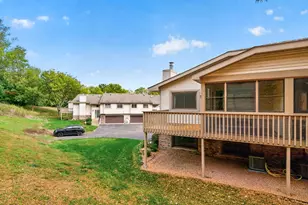 4303 Clemson Cir, Eagan, MN 55122 - Photo 28