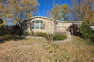 204 Congdon Ave, Coleraine, MN 55722 - Photo 1