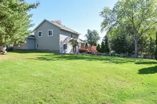 8743 Queens Gardens N, Brooklyn Park, MN 55443 - Photo 20
