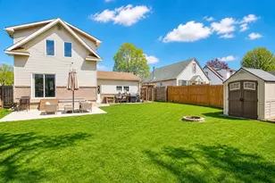810 10th Ave SE, Austin, MN 55912 - Photo 8