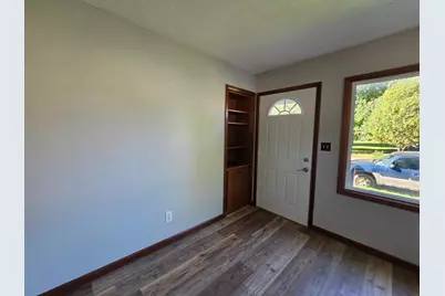 113 S 7th Avenue, Albert Lea, MN 56007 - Photo 8