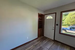 113 S 7th Ave, Albert Lea, MN 56007 - Photo 8