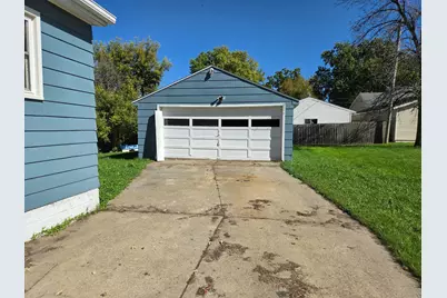 113 S 7th Avenue, Albert Lea, MN 56007 - Photo 18