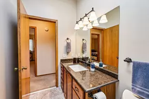 4292 Eagle Crest Dr, Eagan, MN 55122 - Photo 20