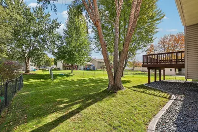 4292 Eagle Crest Drive, Eagan, MN 55122 - Photo 34
