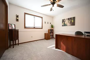 624 Hennes Ave, Shakopee, MN 55379 - Photo 22