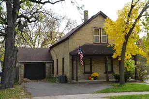 712 4th St S, Saint Cloud, MN 56301 - Photo 1