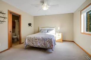 890 Newport Ave, Shakopee, MN 55379 - Photo 16