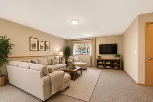 890 Newport Ave, Shakopee, MN 55379 - Photo 28