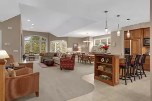 124 Stonebridge Rd, LilyDale, MN 55118 - Photo 2