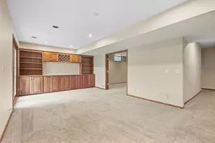 12560 Dorchester Trail, Apple Valley, MN 55124 - Photo 40