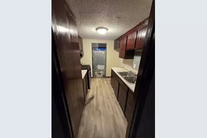 7682 Hampshire Avenue N, Brooklyn Park, MN 55428 - Photo 8