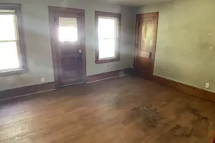 2319 W Broadway Ave, Minneapolis, MN 55411 - Photo 8