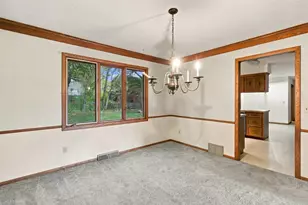 313 Brandywine Dr, Burnsville, MN 55337 - Photo 6