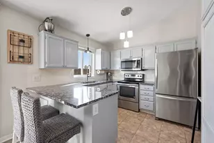 6982 Carlyle Rd, Woodbury, MN 55125 - Photo 12
