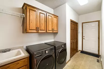 9224 Blackoaks Lane N, Maple Grove, MN 55311 - Photo 32