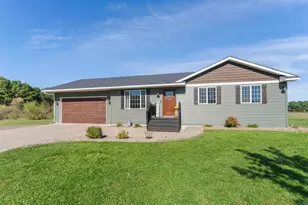 9569 291st Ave NE, North Branch, MN 55056 - Photo 8