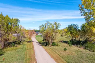 9569 291st Ave NE, North Branch, MN 55056 - Photo 2