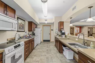 935 Ferndale St N, Maplewood, MN 55119 - Photo 22