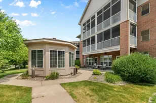 935 Ferndale St N, Maplewood, MN 55119 - Photo 14