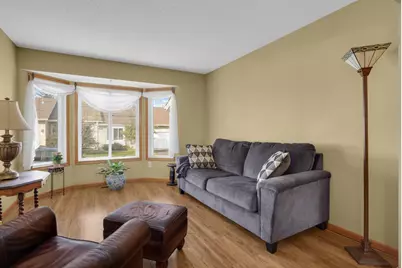 12818 Glen Court, Apple Valley, MN 55124 - Photo 6